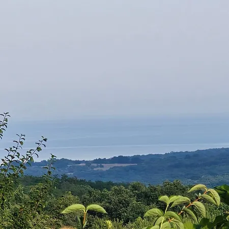 Holiday home Irakli Sea View Nature Retreat, Sleeps 10, 10 Min To Banya (Burgas)